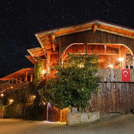 Menzara Konaklama Tatil Evi *